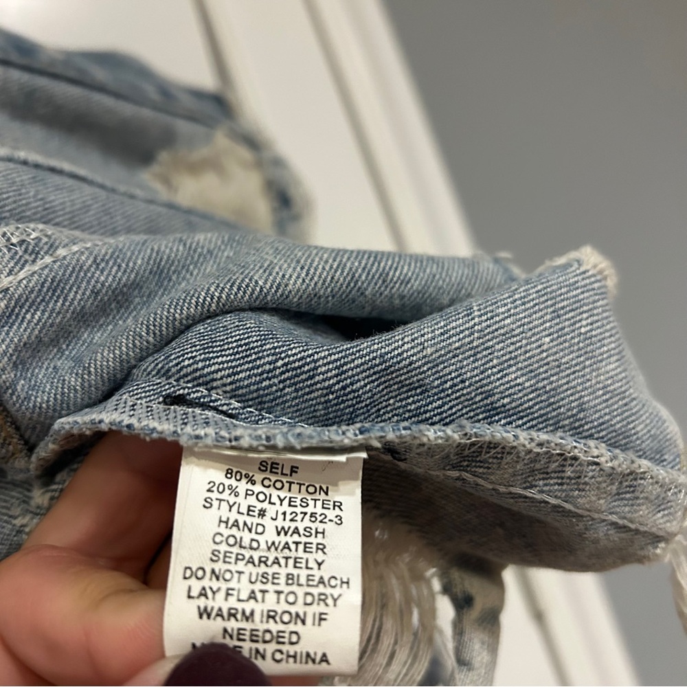 Blue B Collection Distressed Denim Jacket Light Blue Size Small - Picture 3 of 4